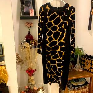 Maggy London - casual dress Long Sleeve